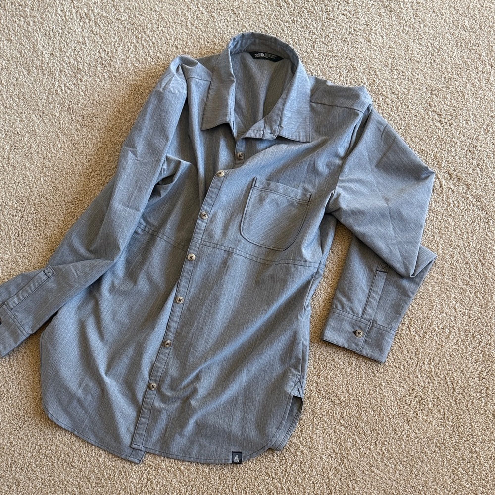 The North Face active outdoor Button-Down shirt